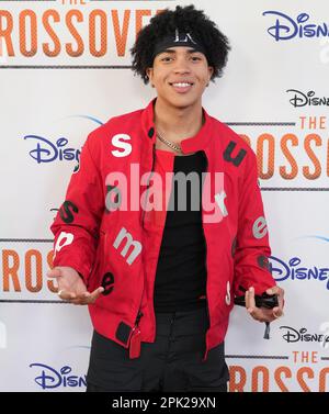 La Ron Hines arriva alla Disney+ Original Series, la prima CROSSOVER che si tiene all'Hollywood Athletic Club di Los Angeles, CA martedì 4 aprile 2023. (Foto di Sthanlee B. Mirador/Sipa USA) Foto Stock