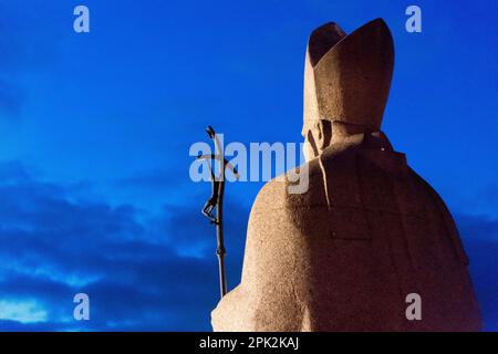 Statua di Papa Giovanni Paolo II a Danzica, Polonia © Wojciech Strozyk / Alamy Stock Photo Foto Stock