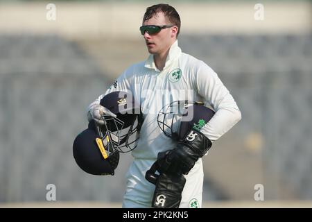 Durante il secondo giorno del solo test match tra Bangladesh e Irlanda allo Sher-e-Bangla National Cricket Stadium, Mirpur, Dhaka, Bangladesh. Foto Stock