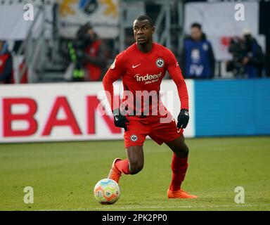 Francoforte, Germania. 04th Apr, 2023. 4th aprile 2023, Deutsche Bank Park, Francoforte, GER, DFB-Pokal, Eintracht Frankfurt vs 1.Union Berlin, nella foto Evan Ndicka (Francoforte) Credit: dpa/Alamy Live News Foto Stock