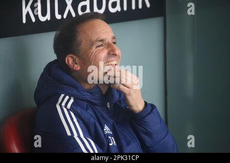 Bilbao, Spagna. 04th Apr, 2023. L'allenatore di CA Osasuna, Jagoba Arrasate durante il ritorno delle semifinali della SM El Rey Cup tra Athletic Club e CA Osasuna, il 04 aprile 2023, all'Estadio de San Mames, Bilbao, Spagna. (Foto di Alberto Brevers/Pacific Press/Sipa USA) Credit: Sipa USA/Alamy Live News Foto Stock