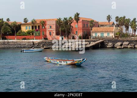 Dakar, Senegal. 18 agosto 2019: Vista sulla città storica all'isola di Goree a Dakar Senegal Foto Stock