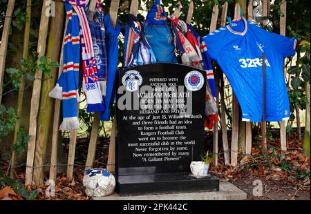 Lapide o Gravestone di William McBeath, uno dei membri fondatori del Rangers Football Club. Cimitero di Canwick, Lincoln. REGNO UNITO Foto Stock