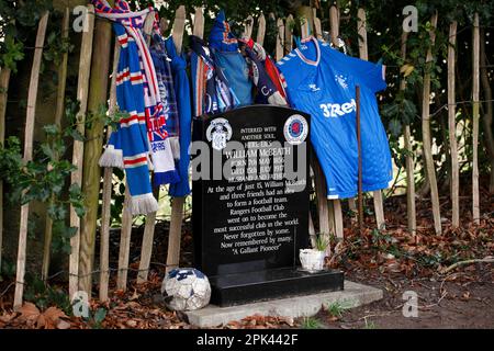 Lapide o Gravestone di William McBeath, uno dei membri fondatori del Rangers Football Club. Cimitero di Canwick, Lincoln. REGNO UNITO Foto Stock