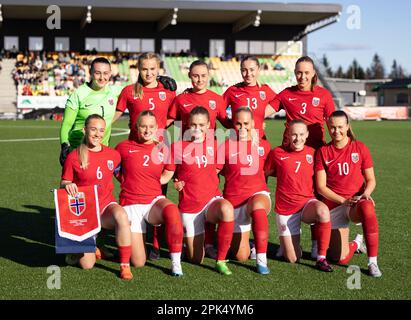 Jessheim, Norvegia. 05th Apr, 2023. Jessheim, Norvegia, 5th 2023 aprile: Foto di squadra della Norvegia prima del Campionato UEFA Womens U19 Qualifiche tra Norvegia e Croazia allo Stadio Jessheim di Jessheim, Norvegia (Ane Frosaker/SPP) Credit: SPP Sport Press Photo. /Alamy Live News Foto Stock