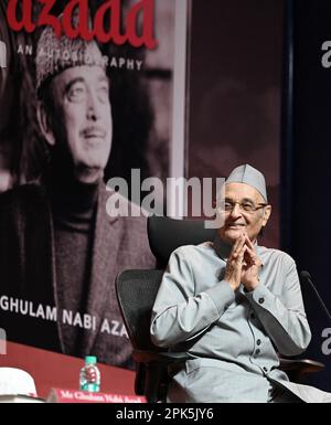 Nuova Delhi, India. 05th Apr, 2023. NEW DELHI, INDIA - APRILE 5: Il leader del Congresso Karan Singh durante la funzione di Ghulam Nabi Azad, il rilascio del libro "Azaad" al Museo Nehru il 5 Aprile 2023 a Nuova Delhi, India. (Foto di Sanjeev Verma/Hindustan Times/Sipa USA) Credit: Sipa USA/Alamy Live News Foto Stock