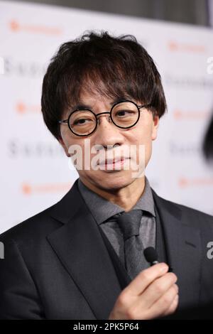 Makoto Shinkai 04/03/2023 la prima mondiale della versione inglese dopped di Suzume - Suzume no Tojimari si è tenuta al David Geffen Theater Academy Museum of Motion Pictures di Los Angeles, CA. Foto di I. Hasegawa/HNW/Picturelux Foto Stock