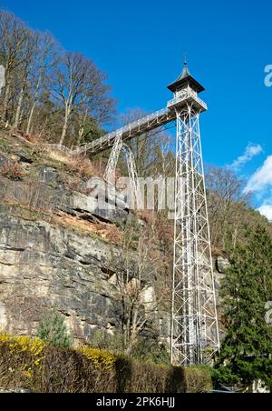 Ascensore storico per passeggeri sul versante dell'Elba, Bad Schandau, Svizzera sassone, montagne di arenaria dell'Elba, Sassonia, Germania Foto Stock