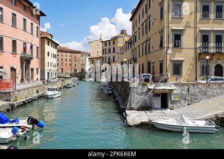 Canale, barche, Venezia Nuova, quartiere, centro storico, Livorno, Toscana, Italia Foto Stock