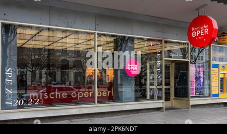 Komische Oper Unter den Linden, Berlino, Germania Foto Stock