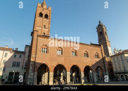 Monza, Italia - aprile 5 2023 - l'Arengario, un edificio storico a Monza, nel nord Italia. E 'stato costruito nel 13th ° secolo e prende il nome dai suoi ori Foto Stock