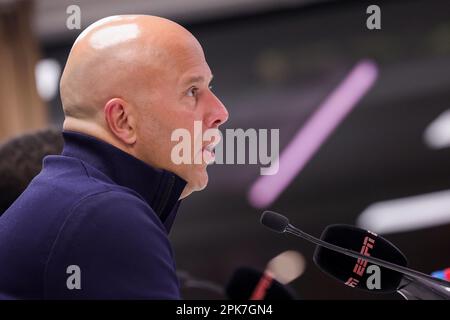 05-04-2023: Sport: Feyenoord contro Ajax (Coppa KNVB) ROTTERDAM, PAESI BASSI - APRILE 5: Headcoach Arne slot (Feyenoord Rotterdam) durante la partita Coppa KNVB Foto Stock