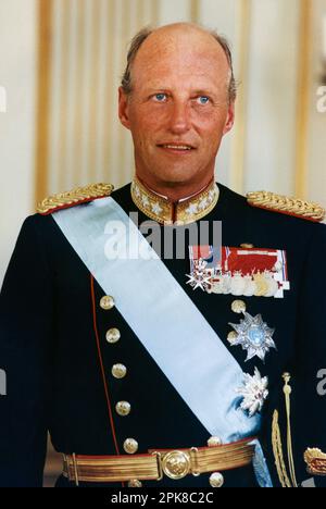 RE HARALD DI NORVEGIA a Stoccolma nel 1992 per una visita ufficiale dello Stato in Svezia Foto Stock