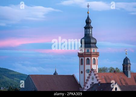 Germania, Baden-Wuerttemberg, Karlsruhe, Durlach, vista ev. chiesa cittadina e municipio. Foto Stock