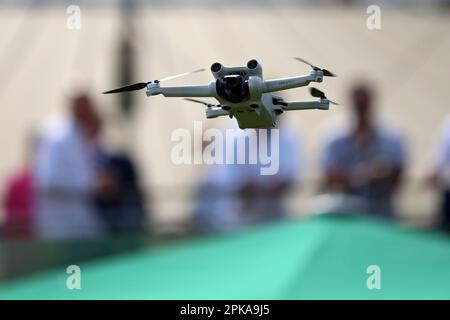 21.08.2022, Germania, bassa Sassonia, Hannover - telecamera in elicottero, un cosiddetto drone. 00S220821D142CAROEX.JPG [RELEASE DEL MODELLO: NO, RELEASE DELLA PROPRIETÀ: NO ( Foto Stock