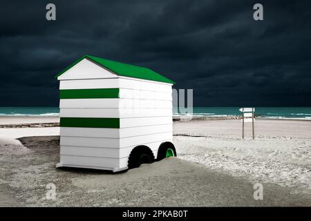 Fahrbare Strandkabinen, Blankenberge, Flandern, Belgien Foto Stock