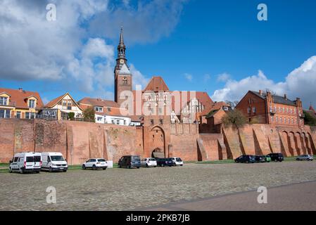 St Stephen's Church, storico muro, città anseatica di Tangermünde, Sassonia-Anhalt, Germania Foto Stock