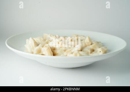 Classico piatto di pasta bianca Foto Stock