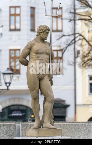 Figura di Nettuno sulla piazza del mercato a Bielsko-Biała Foto Stock