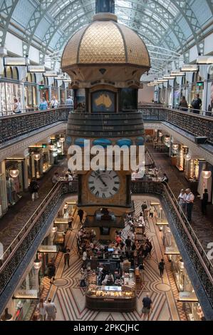 L'orologio australiano al Queen Victoria Building, Sydney, New South Wales, Australia Foto Stock
