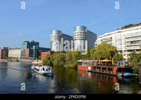 Spree, Meierei bolle, Spreebogen, Alt-Moabit, Berlino, Germania Foto Stock