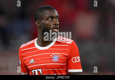 Dayot Upamecano FC Bayern Muenchen FCB (02), ritratto, Coppa DFB, Allianz Arena, Monaco, Baviera, Germania Foto Stock