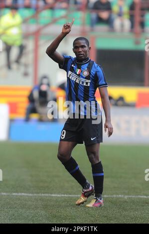 Milano, Italia, 07/02/2010 : Samuel Eto’o durante la partita Inter Cagliari Foto Stock