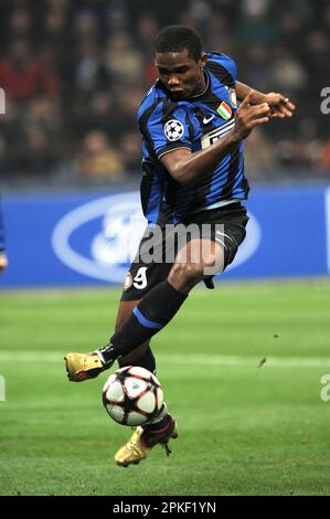 Milano, Italia, 24/02/2010 : Samuel Eto’o durante la partita Inter Chelsea Foto Stock