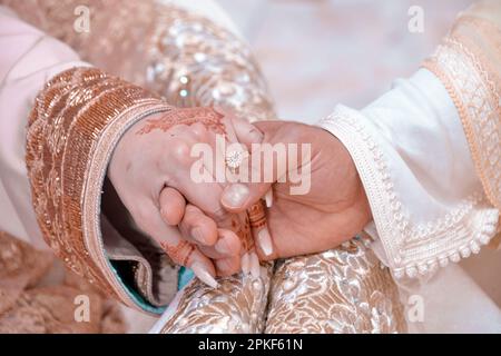 Hennè Tattoo su Hennè Hand.Wedding della sposa Foto Stock