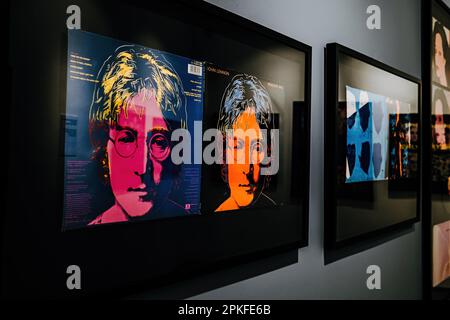 Praga, Repubblica Ceca - Febbraio 2023. Mostra Andy Warhol nella Galleria Centrale. Foto Stock