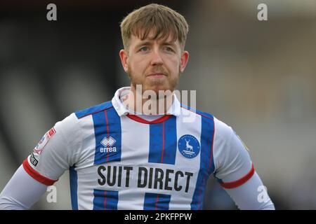 Cleethorpes, Regno Unito. 06th Apr, 2023. Tom Crawford di Hartlepool United durante la partita della Sky Bet League 2 tra Grimsby Town e Hartlepool United a Blundell Park, Cleethorpes venerdì 7th aprile 2023. (Foto: Scott Llewellyn | NOTIZIE MI) Credit: NOTIZIE MI & Sport /Alamy Live News Foto Stock