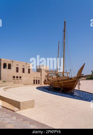 Ricostruzione di Dhow nel quartiere al Shindagha e museo a Bur Dubai Foto Stock