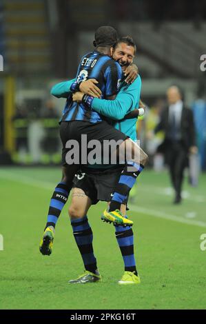 Milano, Italia, 22/09/2010 : Samuel Eto’o e Marco Materazzi durante la partita Inter Bari Foto Stock