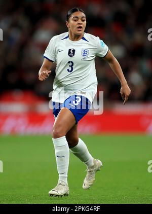 Jessica carter in azione durante la Finalissima femminile al Wembley Stadium, Londra. Data immagine: Giovedì 6 aprile 2023. Foto Stock