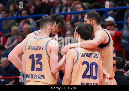 Milano, Italia. 07th Apr, 2023. (FC Barcellona) nel corso del EA7 Emporio Armani Milano vs FC Barcellona, Campionato di Basket Eurolega a Milano, aprile 07 2023 Credit: Independent Photo Agency/Alamy Live News Foto Stock