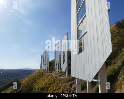 Los Angeles, Stati Uniti. 07th Mar, 2023. La scritta Hollywood Sign. Credit: Barbara Munker/dpa/Alamy Live News Foto Stock