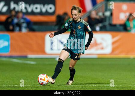 Firo: 7th aprile 2023, calcio, calcio, partita amichevole DFB femminile nazionale nazionale di gioco Paesi Bassi - Germania Sophia Kleherne (Germania) azione singola, intera cifra, Foto Stock