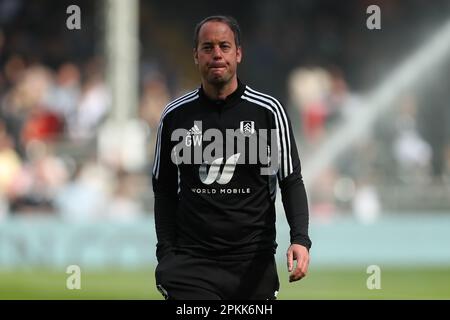 Craven Cottage, Fulham, Londra, Regno Unito. 8th Apr, 2023. Premier League Football, Fulham contro West Ham United; Fulham Goalkeeping coach Geoff Warne Credit: Action Plus Sports/Alamy Live News Foto Stock