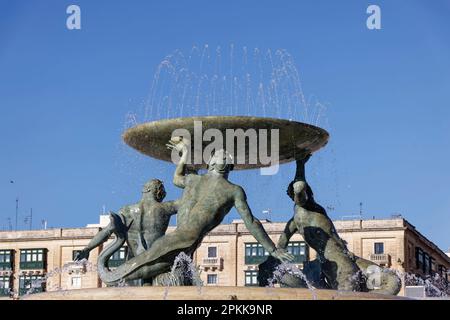 Furjana, Malta. 24th Mar, 2023. La Fontana dei Tritoni è opera dello scultore maltese Vincent APap a Furjana, nei pressi di Valletta, Malta. Foto Stock