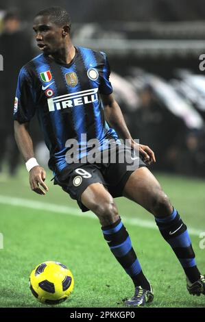 Milano, Italia, 15/01/2011 : Samuel Eto’o durante la partita Inter Bologna Foto Stock