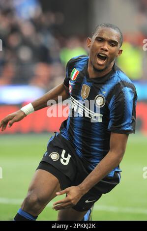 Milano, Italia, 06/03/2011 : Samuel Eto’o durante la partita Inter Genoa Foto Stock