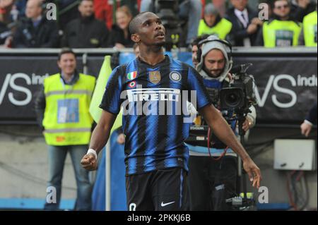 Milano, Italia, 06/03/2011 : Samuel Eto’o durante la partita Inter Genoa Foto Stock