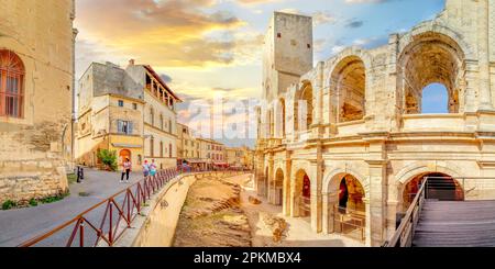 Vista su Arles, Francia Foto Stock