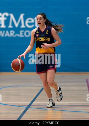 Cardiff, Regno Unito. 08th Apr, 2023. Abigail Yunker (Archers) durante il WBBL Cardiff Archers v Sevenoaks Suns all'Archers Arena Cardiff Regno Unito il 08 2023 aprile Alamy Live News Punteggio finale: 68 - 93 Credit: Graham Glendinning / GlennSports/Alamy Live News Foto Stock