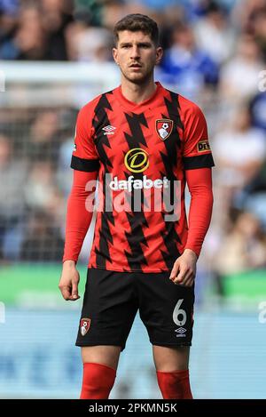 Leicester, Regno Unito. 08th Apr, 2023. Chris Mepham #6 di Bournemouth durante la partita della Premier League Leicester City vs Bournemouth al King Power Stadium di Leicester, Regno Unito, 8th aprile 2023 (Foto di Mark Cosgrove/News Images) a Leicester, Regno Unito il 4/8/2023. (Foto di Mark Cosgrove/News Images/Sipa USA) Credit: Sipa USA/Alamy Live News Foto Stock