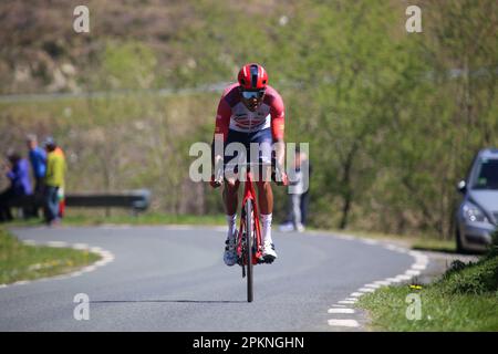 Azurki, Euskadi, Spagna. 8th Apr, 2023. Azurki, Spagna, 08th aprile 2023: Il pilota Trek-Segafredo, Amanuel Ghebreigzabhier durante la 6th° tappa del Paese Basco Itzulia 2023 con inizio e fine a Eibar, il 08 aprile 2023, ad Azurki, Spagna. (Credit Image: © Alberto Brevers/Pacific Press via ZUMA Press Wire) SOLO PER USO EDITORIALE! Non per USO commerciale! Foto Stock