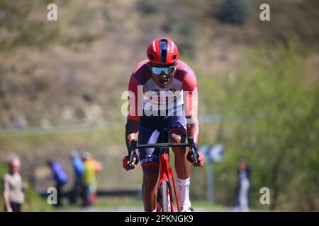 Azurki, Euskadi, Spagna. 8th Apr, 2023. Azurki, Spagna, 08th aprile 2023: Il pilota Trek-Segafredo, Amanuel Ghebreigzabhier durante la 6th° tappa del Paese Basco Itzulia 2023 con inizio e fine a Eibar, il 08 aprile 2023, ad Azurki, Spagna. (Credit Image: © Alberto Brevers/Pacific Press via ZUMA Press Wire) SOLO PER USO EDITORIALE! Non per USO commerciale! Foto Stock