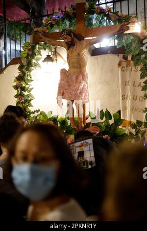 Non esclusiva: 6 aprile 2023, Stato di Guerrero, Messico: Nel Santuario del Signore del Santo Veracruz i Cristi sono posti per la processione o Foto Stock