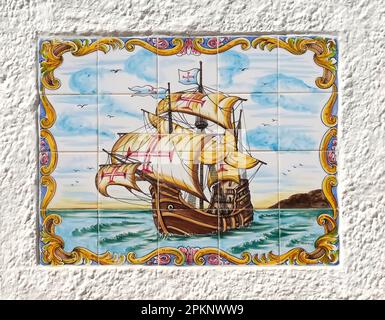 Immagine tipica di piastrelle o Azulejos di una nave a vela maltese Foto Stock