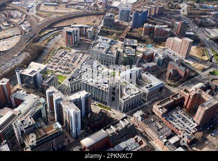 Una vista aerea dello sviluppo degli uffici di Wellington Place, del centro di Leeds, del West Yorkshire, dell'Inghilterra settentrionale, del Regno Unito Foto Stock